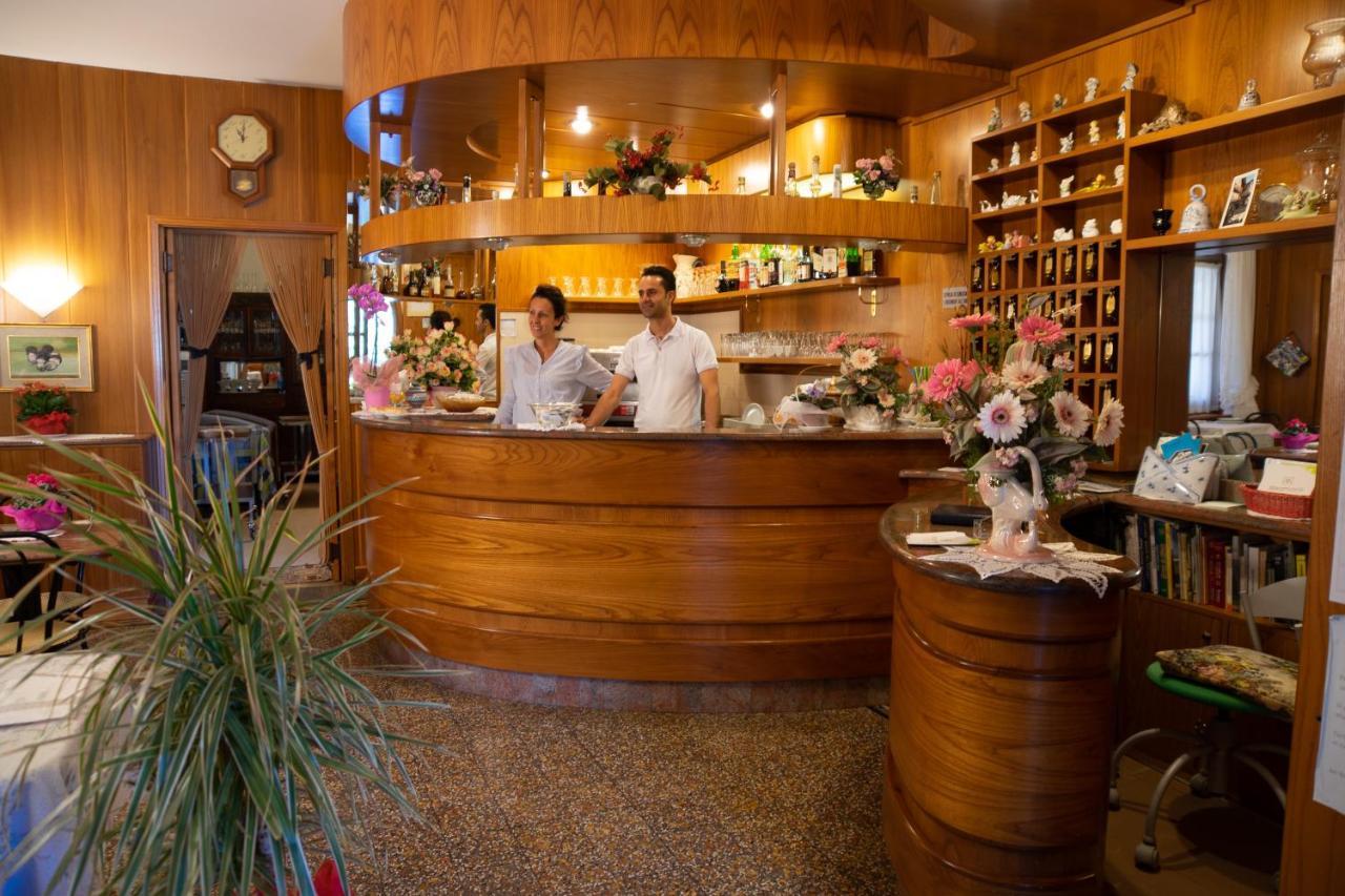 فندق Miramonti Calizzano المظهر الخارجي الصورة